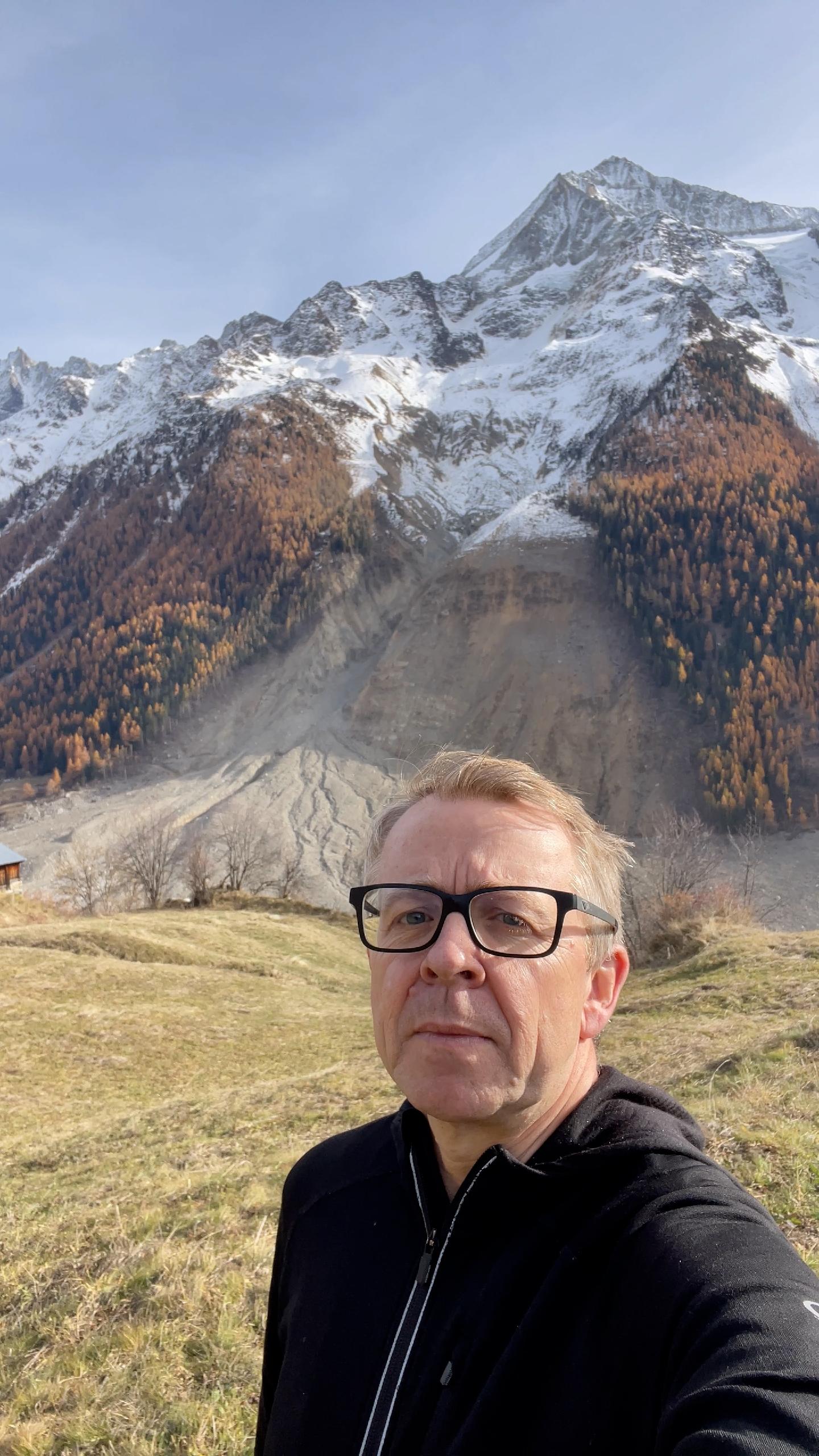 当冰川松动：布拉滕崩塌背后的高山危机与科学追问